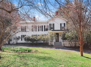 2 Central Dr W, Briarcliff Manor, NY 10510