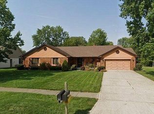 682 Whispering Trl, Greenwood, IN 46142