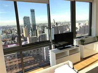 Rented by R New York