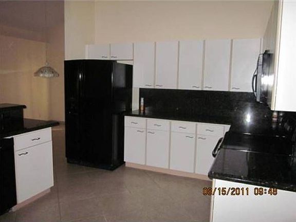 2nd image of 6580 Brookhurst Cir