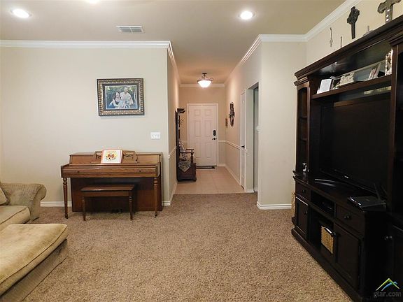 2nd image of 8424 Lakeway Dr