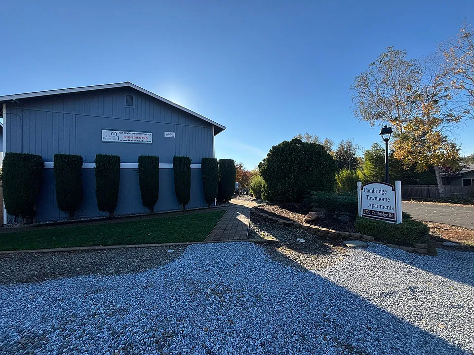 2720 Cambridge Rd
