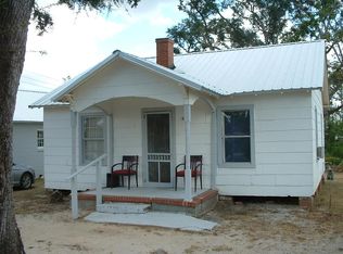 2816 Wynn St, Marianna, FL 32448