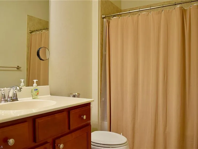8578 Veronawalk Cir — Photo 12