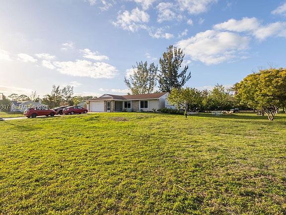 2nd image of 16525 87th Ln N