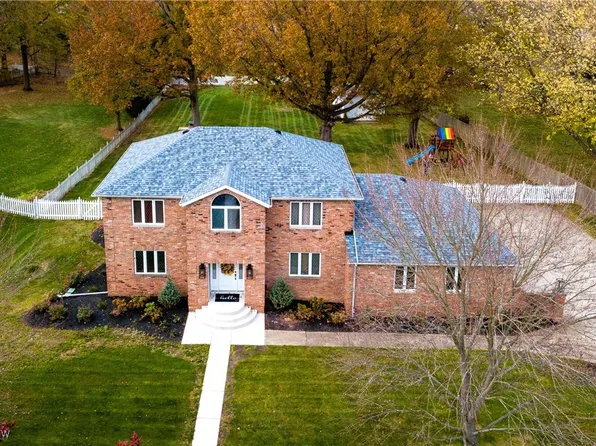 4330 Linda Dr, Vermilion, OH 44089