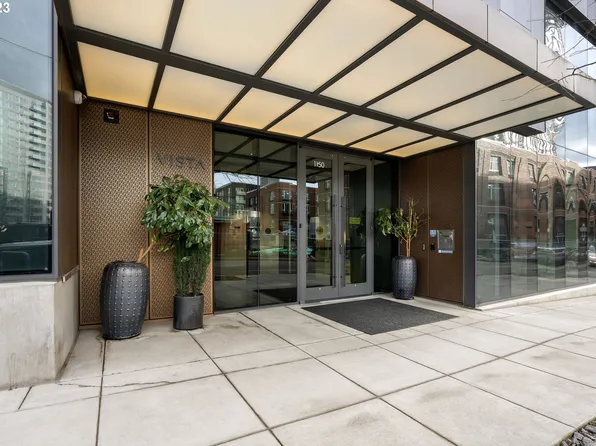 1150 NW Quimby St Unit 1304, Portland, OR 97209