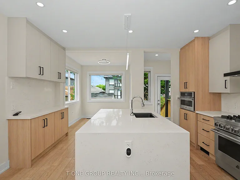77 Wiley Ave — Photo 7