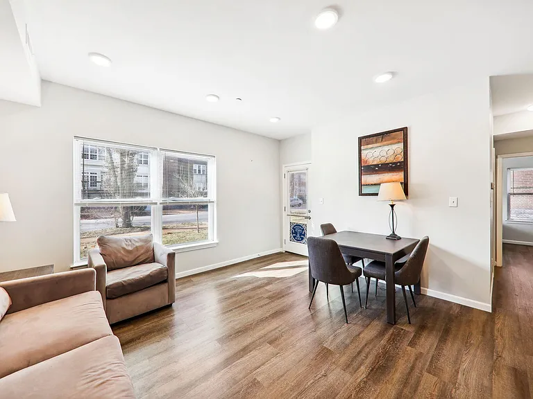 Ava Apartments — Photo 10