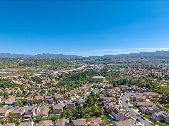 2nd image of 28076 Bridlewood Dr