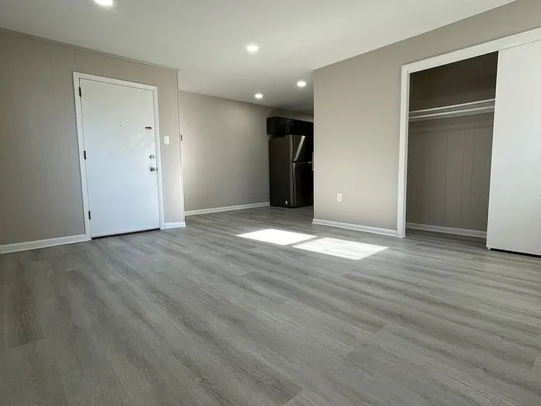 405 Penn Street — Photo 4