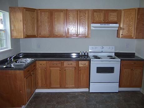 1st image of 200 N 1st St