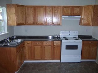 200 N 1st St, Leesville, LA 71446