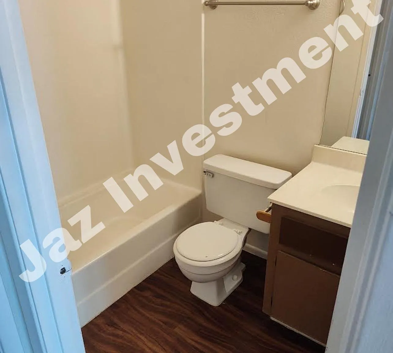 Studio, 400 sqft, $850 — Photo 4