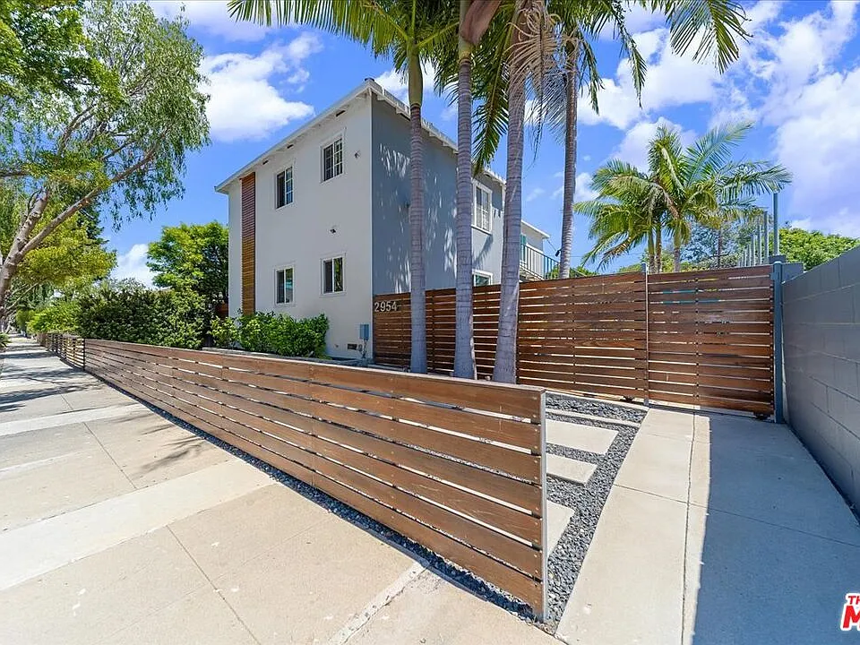 2954 Exposition Blvd #1