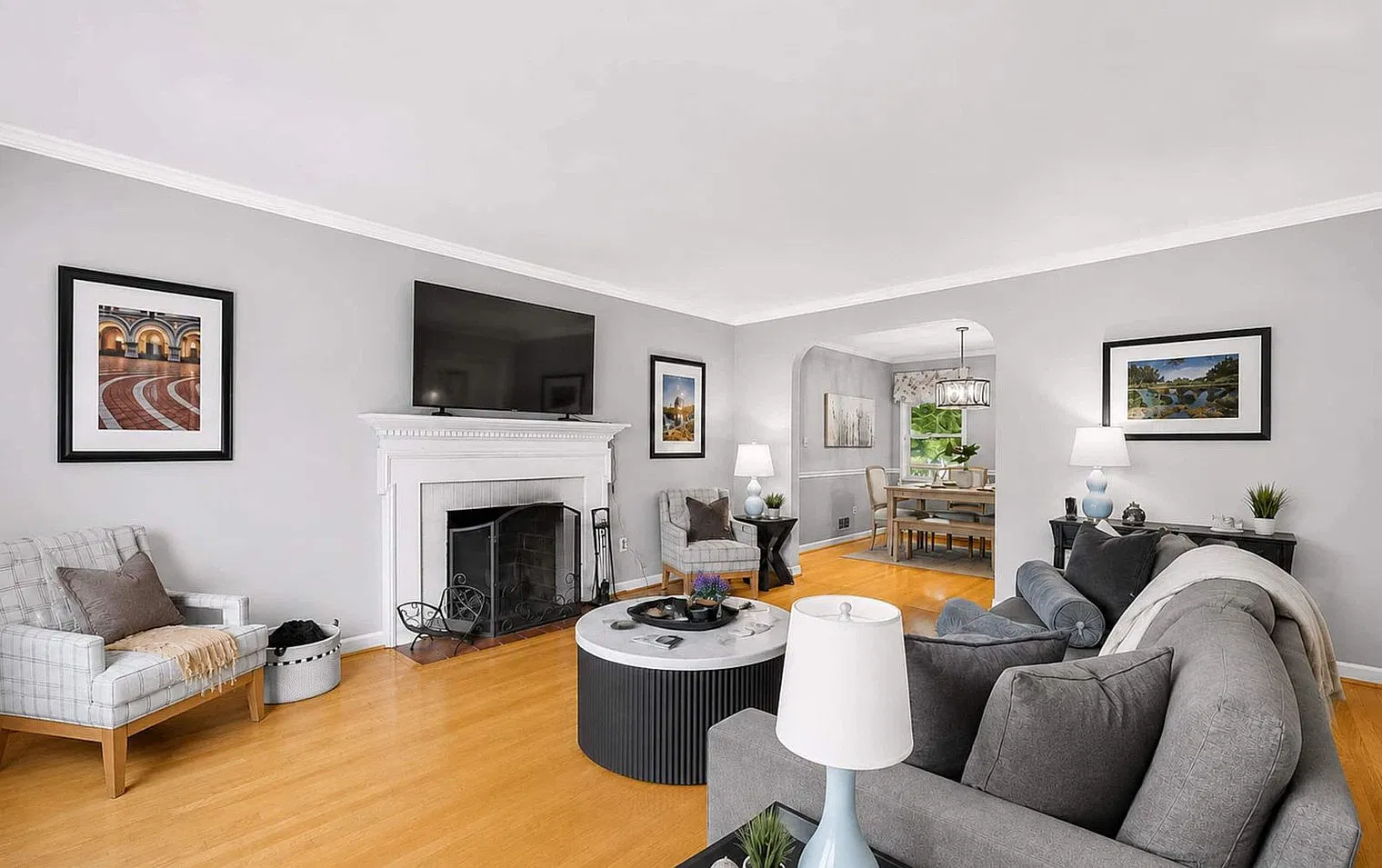 4 bed, 3.0 bath, $7,748 — Photo 2