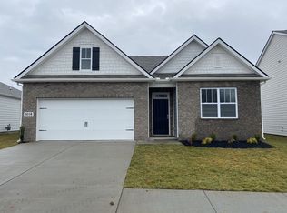 5058 Hunters Village Dr, Lebanon, TN 37087