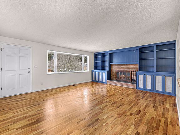 5th image of 4115 Beechwood Dr W