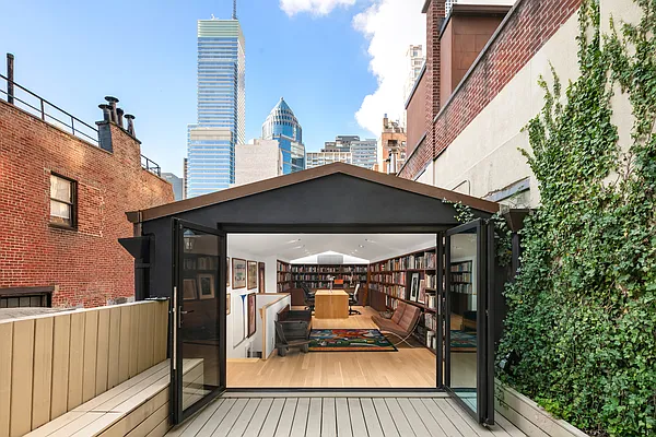 Sold by Compass | media 17