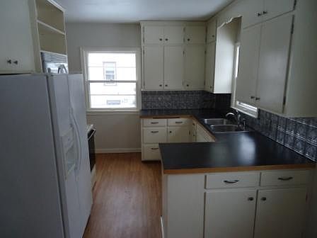 4th image of 1755 Tatum St