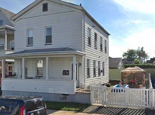 9 1st St, Clifton, NJ 07011