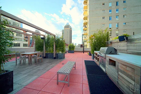Rented by Halstead Real Estate | media 22