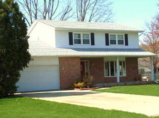 1429 Berkshire Dr, South Bend, IN