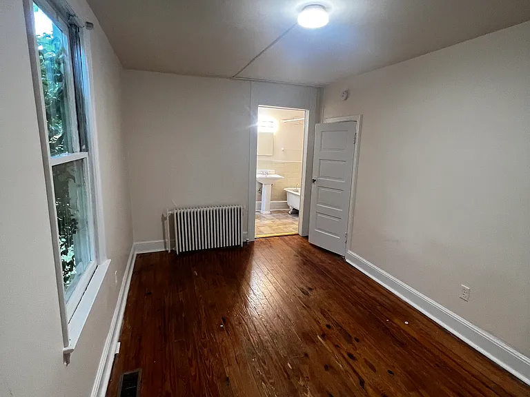 406 Highland Ave SW #2 — Photo 15