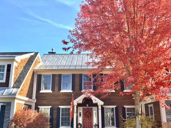 265 Landmark Lane #16, Stowe, VT 05672