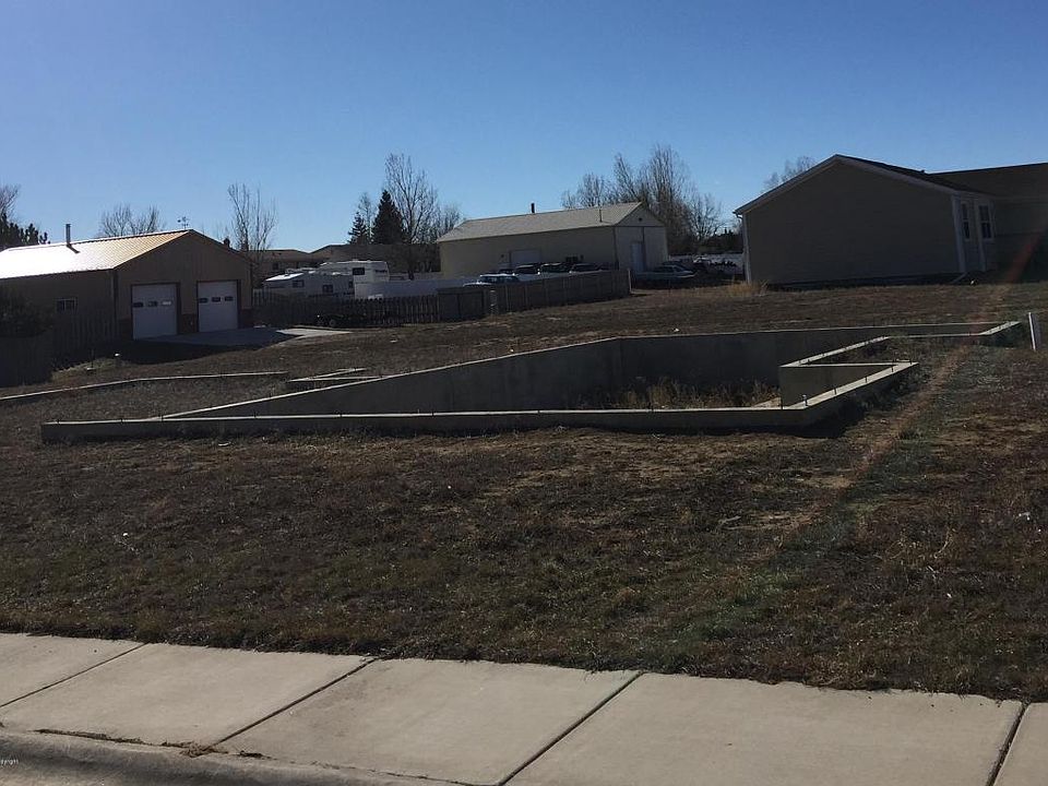 2nd image of 5306 Penny Ln