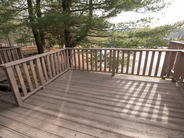 228 Judith Ln Unit 3, Waterbury, CT 06704
