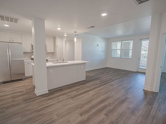 3rd image of 26701 McBean Pkwy APT 304