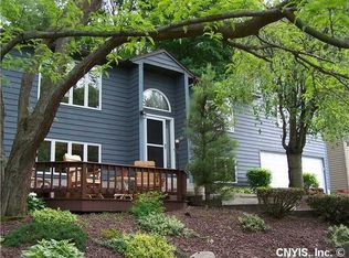 307 Mallard Dr, Camillus, NY 13031