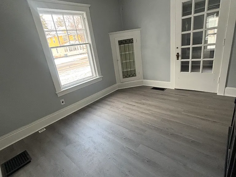 615 W Morrell St — Photo 12