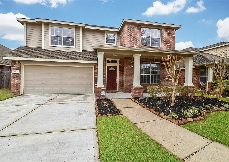 1st image of 7118 Thistlewood Park Ct