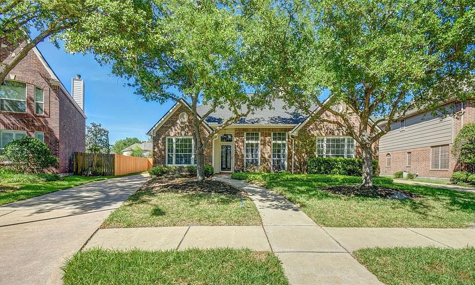 1st image of 9406 Tascosa Ln