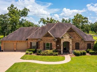 5745 County Road 823, West Columbia, TX 77486