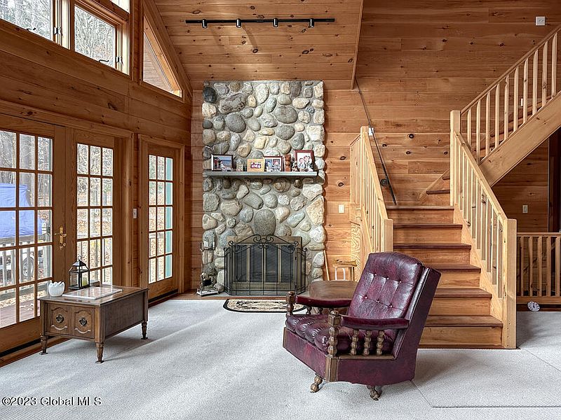 5th image of 50 Knox Road