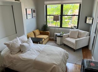 666 Central Ave APT 25, Highland Park, IL 60035
