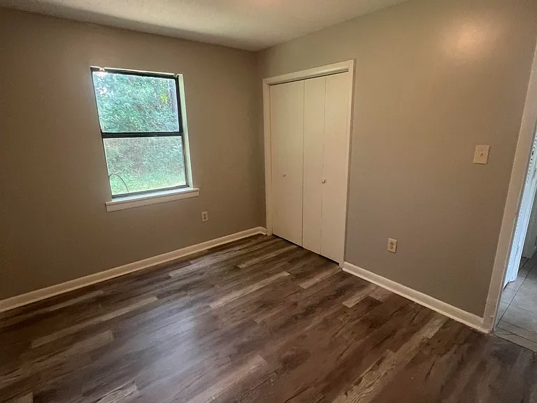 120 Michael Ave #A — Photo 10
