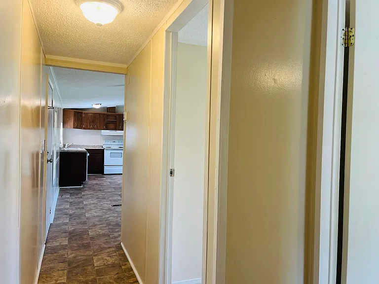150 Hubbard Rd #2 — Photo 18