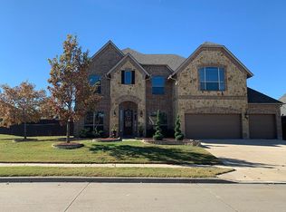409 Aylesbury Ct, Roanoke, TX 76262