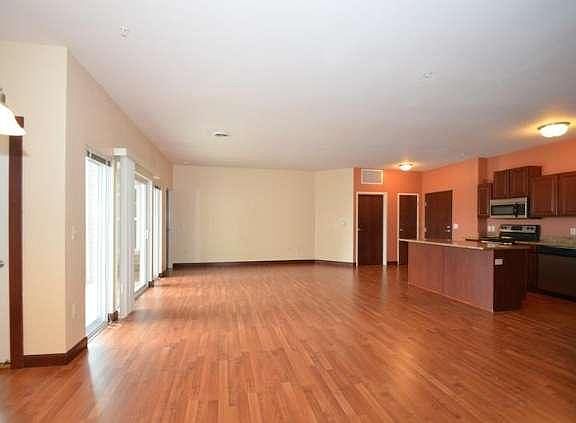 4th image of 6330 W Greenfield Ave