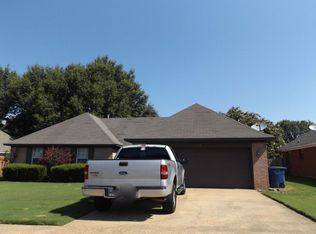 10788 Ridgefield Dr, Olive Branch, MS 38654