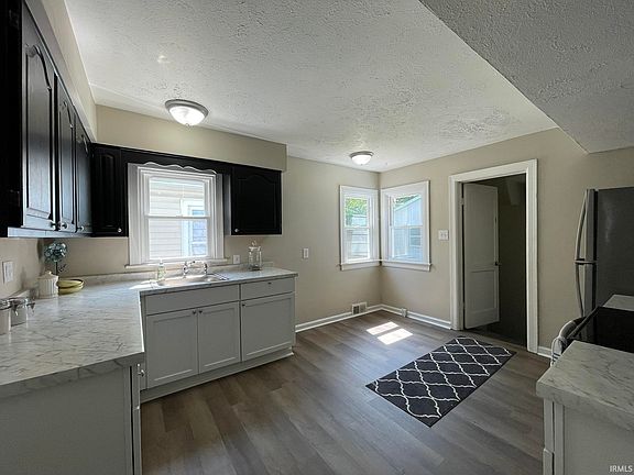 4th image of 1503 Ravenswood Dr