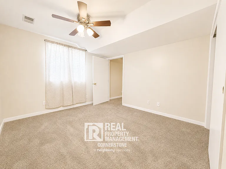 1155 N Apple Ct — Photo 32