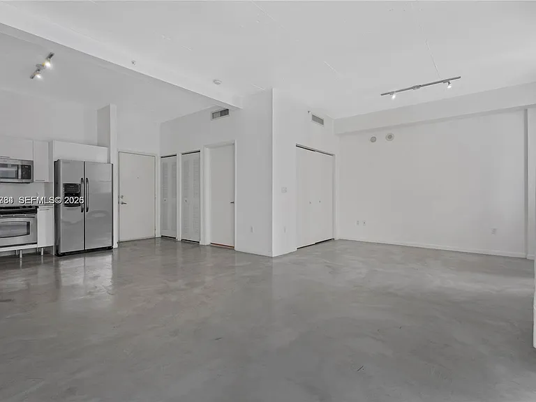 234 NE 3rd St #2109 — Photo 14