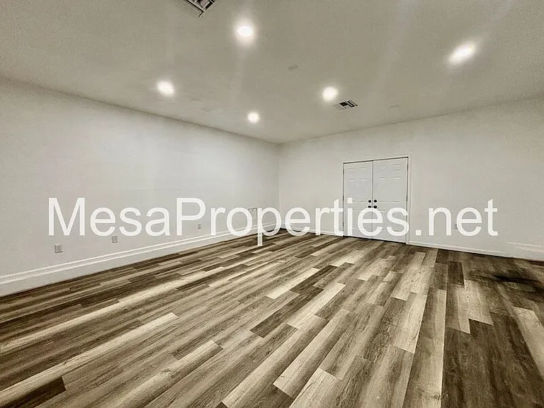 15717 Bear Valley Rd — Photo 18