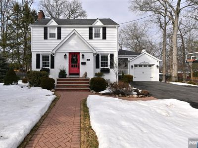 26 Large Ave, Hillsdale, NJ, 07642