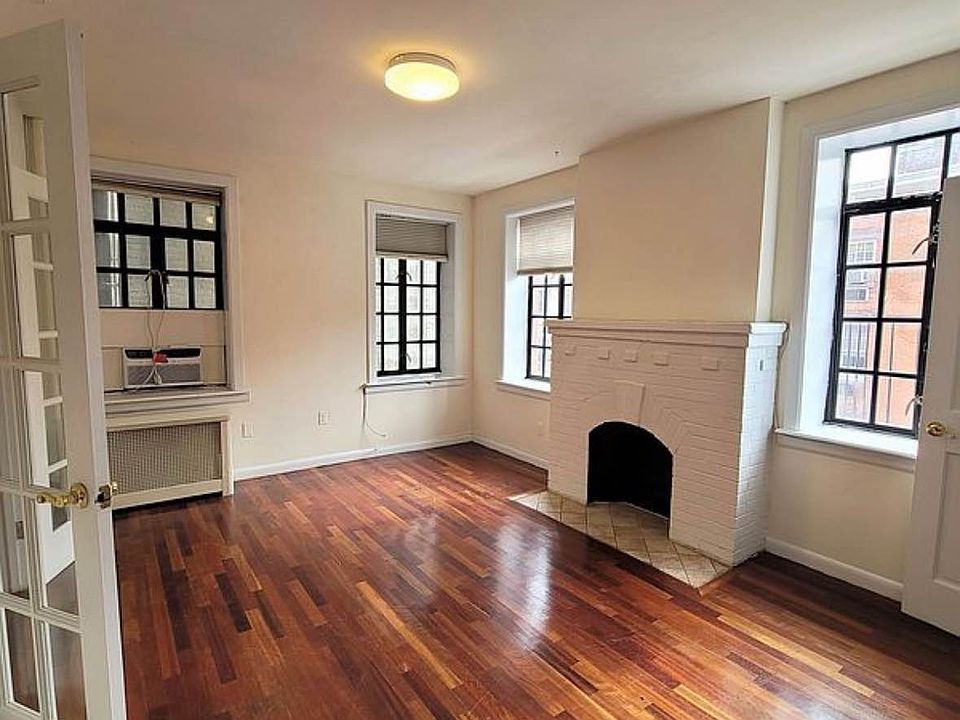 1st image of 233 W 4th St #T